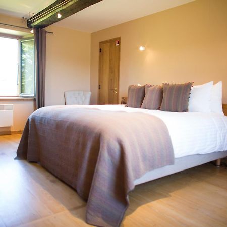 Hotel Domaine Des Etangs, Auberge Resorts Collection Massignac Exterior foto