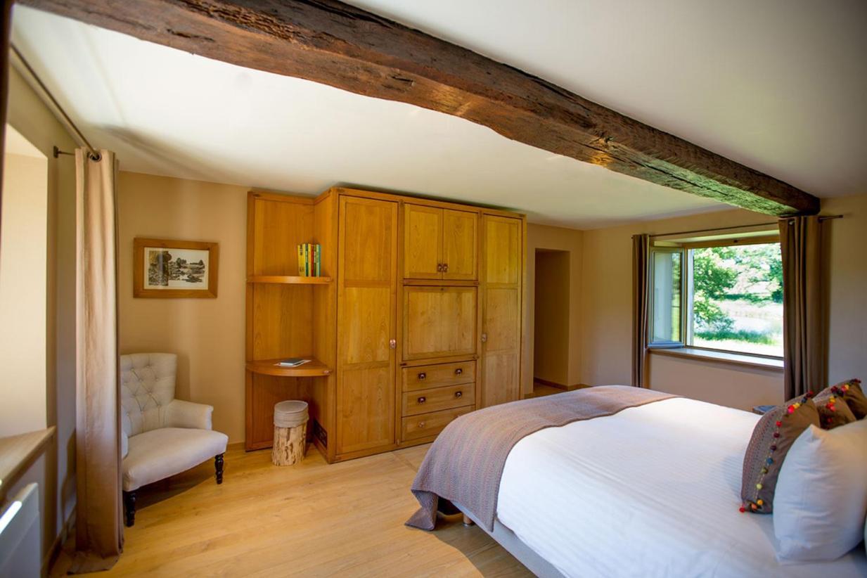 Hotel Domaine Des Etangs, Auberge Resorts Collection Massignac Exterior foto