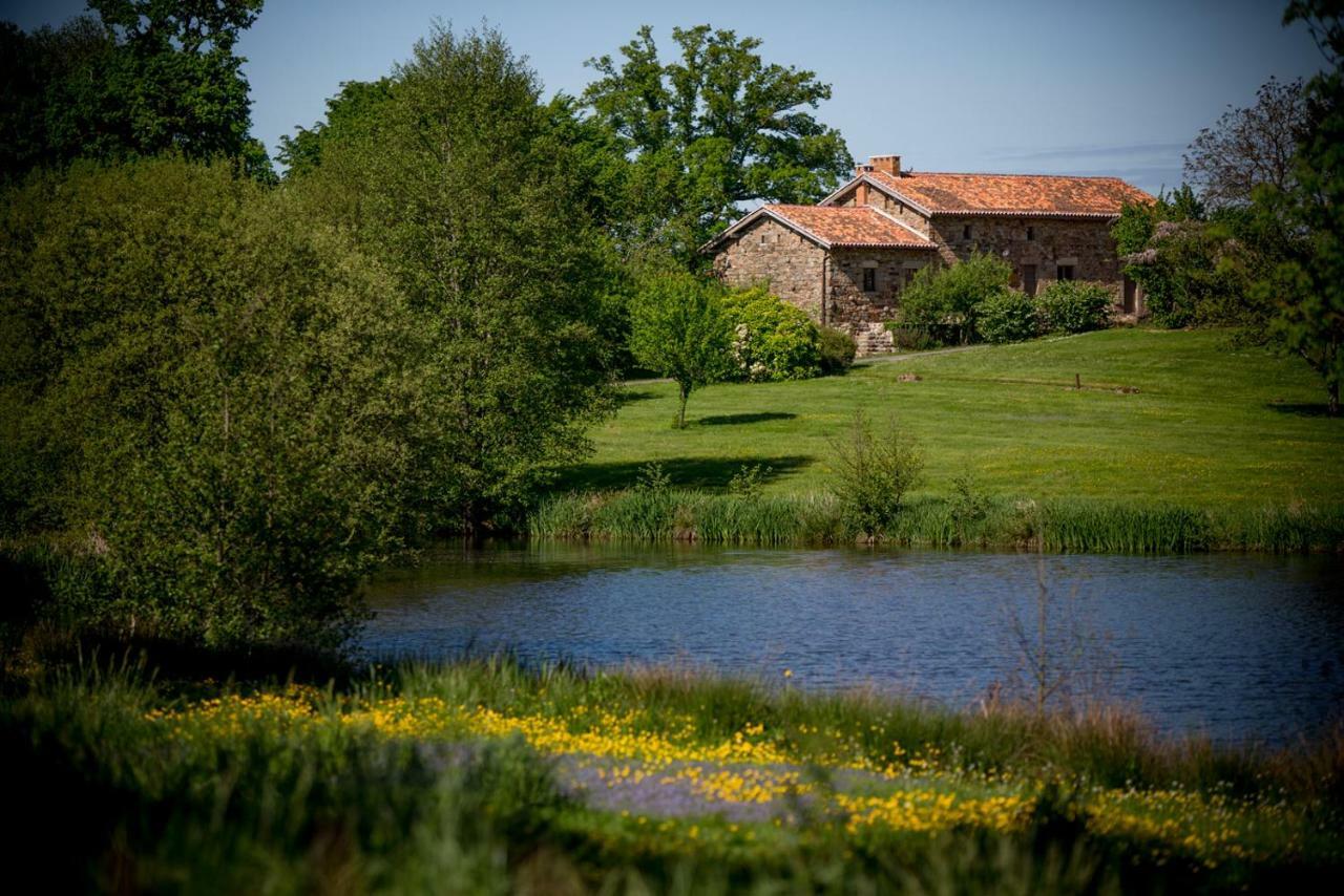 Hotel Domaine Des Etangs, Auberge Resorts Collection Massignac Exterior foto